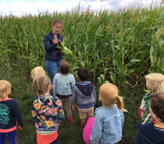 Chelsey haar eerste dag op het kinderdagverblijf