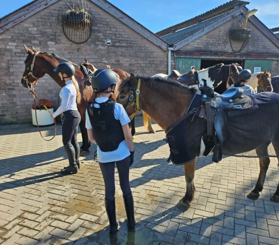 Buitenrit bij The Mill Ranch