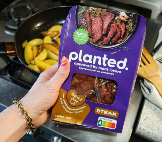 Planted steak: vegan review & smaaktest